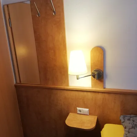 Gastehaus Heigeleshof Bed & Breakfast 2*