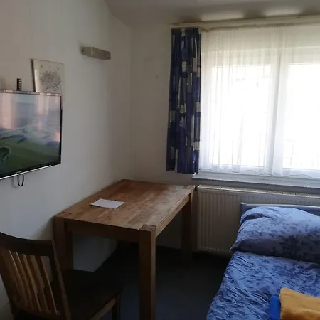 Bed & Breakfast Gaestehaus Heigeleshof 2*